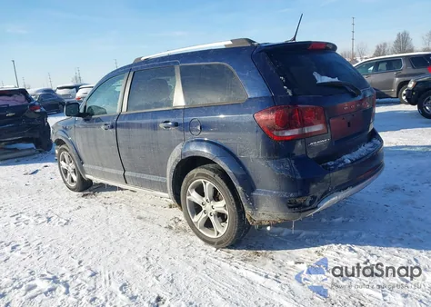 2017 Dodge Journey Crossroad z USA, uszkodzony, nr VIN 3C4PDCGB3HT605530